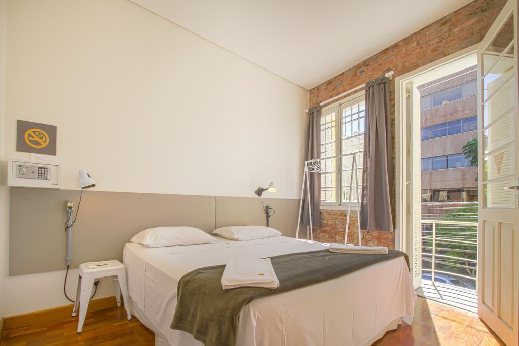 Brick Hostel Porto Alegre Exterior photo