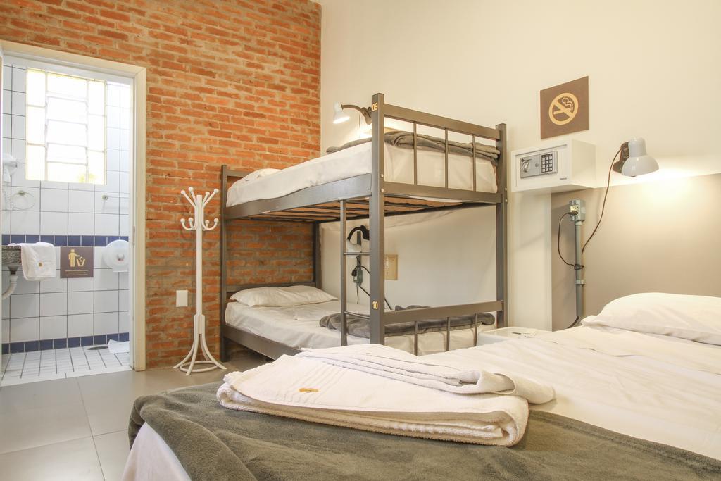Brick Hostel Porto Alegre Exterior photo
